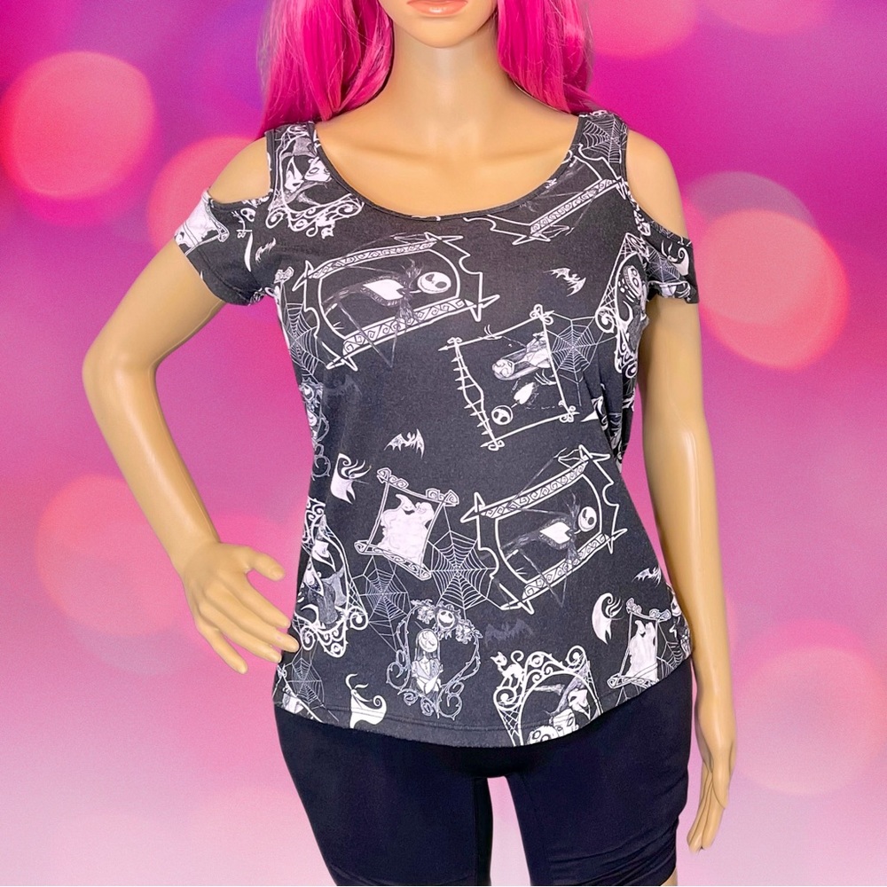 Hot Topic Disney Nightmare Before Christmas Cold Shoulder Shirt